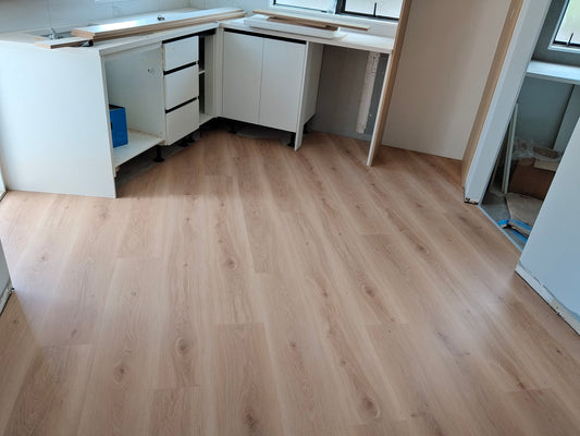 AB3000 01.2025 8mm SPC Flooring Installation at Rata St, Auckland