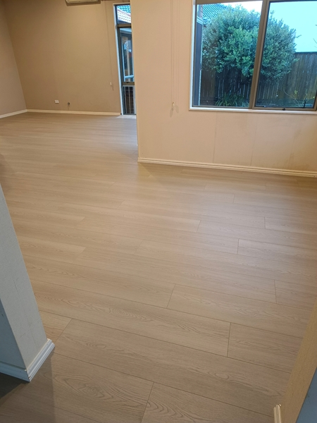 SC085 07.2025 12MM Laminate Flooring Installation at Gracechurch Drive, Flat Bush